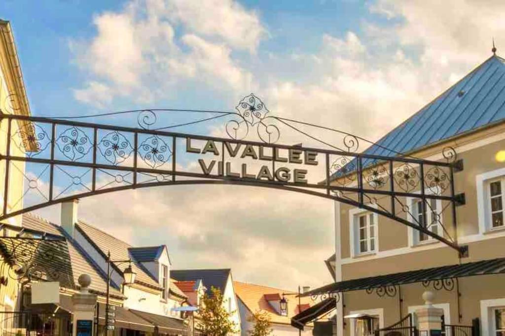 Le Regence, Terrasse, Serris Disney Экстерьер фото